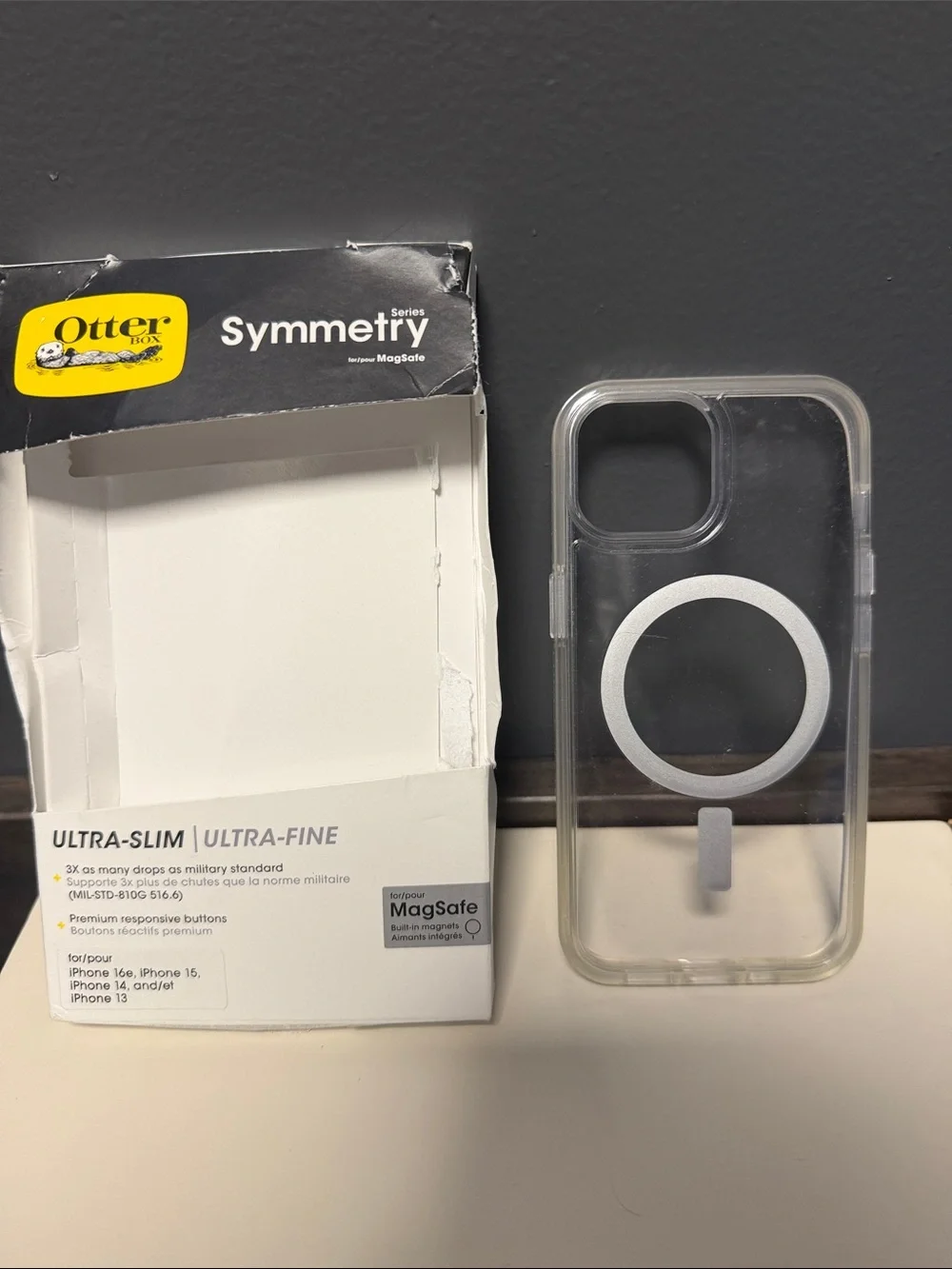 OtterBox Symmetry Series Clear MagSafe iPhone Case with White MagSafe Ring